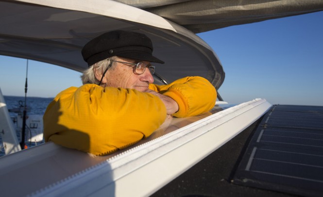 Самый пожилой яхтсмен отправился в одиночную кругосветку